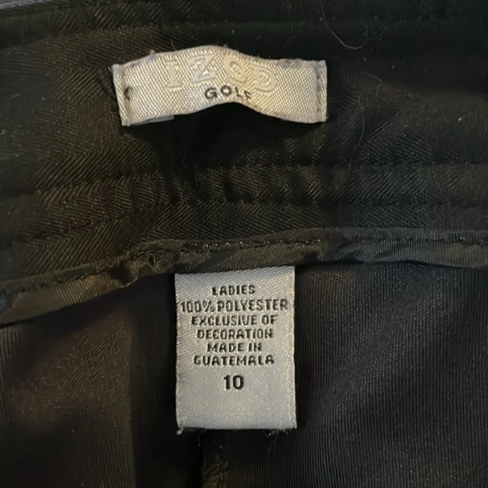 Izod Golf Black Golf Skirt with Shorts Underneath Side Zip‎ Closure Size 10